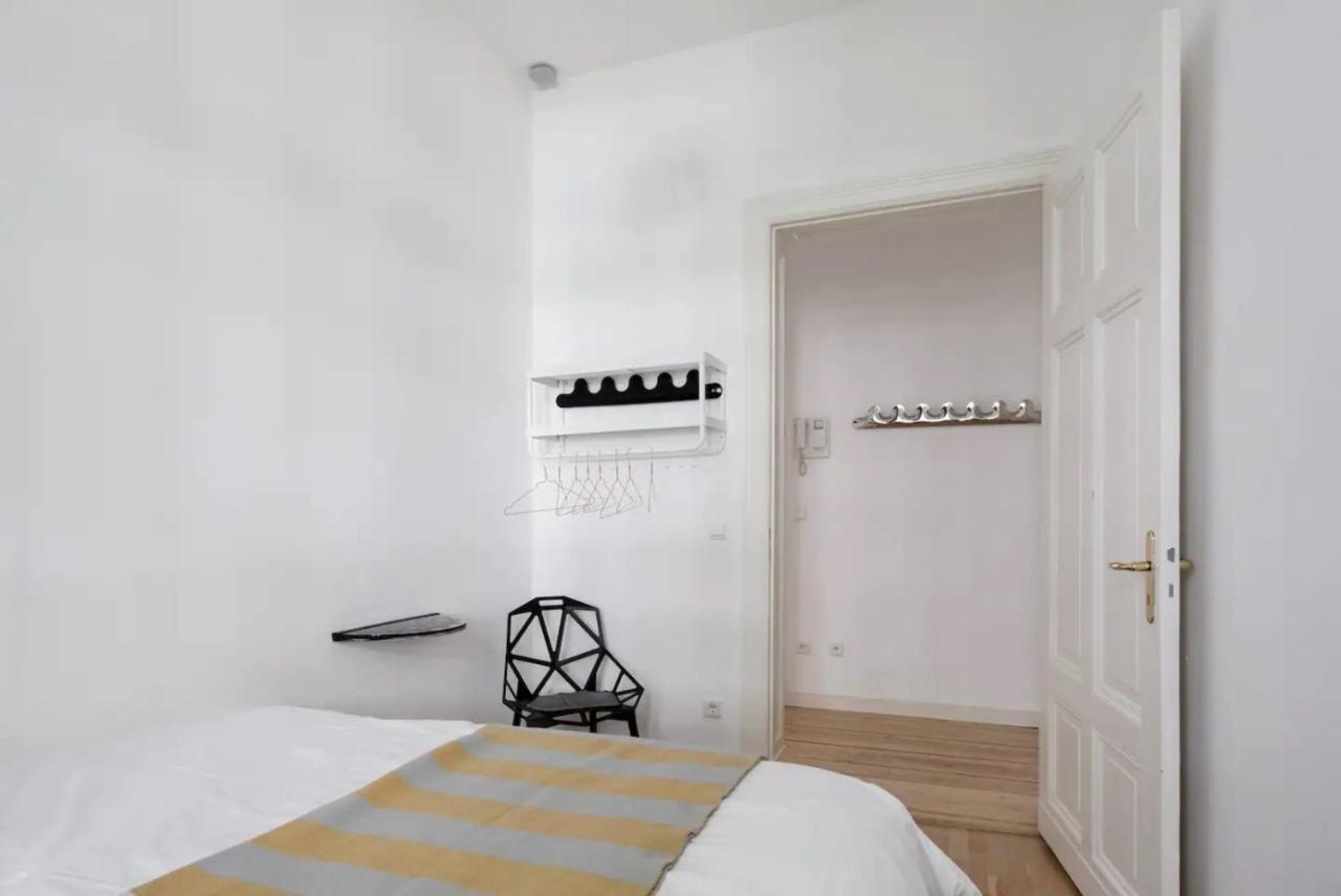 Luxury 2 Bedroom Apartment In The Heart Of Mitte, Berlin Bagian luar foto