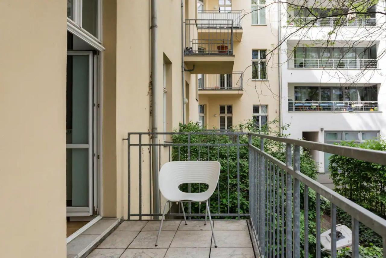 Luxury 2 Bedroom Apartment In The Heart Of Mitte, Berlin Bagian luar foto